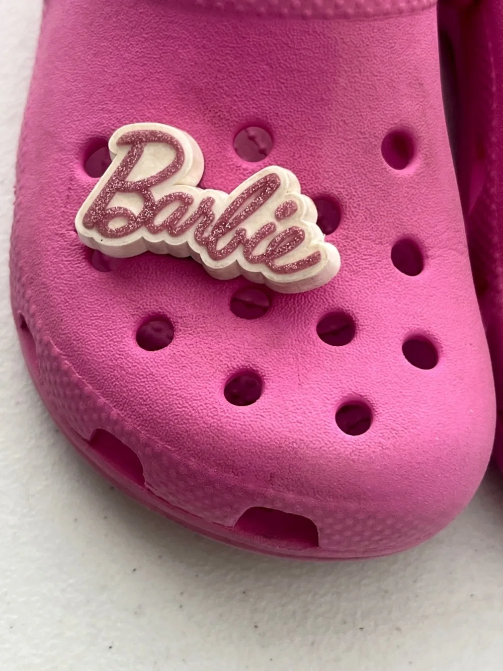 Crocs Kids Pink Clog Water Shoes, Barbie/Doughnut Jibbutz Charms Size 10